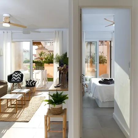 Daire Surf - Wifi - Parking - Swimming Pool - Patio - Garden *