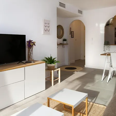 Surf - Wifi - Parking - Swimming Pool - Patio - Garden * Tarifa