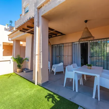 Surf - Wifi - Parking - Swimming Pool - Patio - Garden