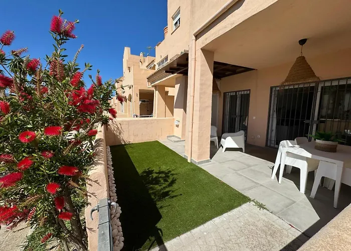 Apartamento Surf - Wifi - Parking - Swimming Pool - Patio - Garden Tarifa