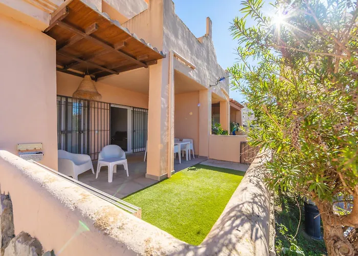 Surf - Wifi - Parking - Swimming Pool - Patio - Garden Tarifa