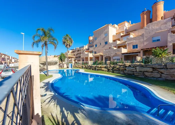 Surf - Wifi - Parking - Swimming Pool - Patio - Garden Apartamento *